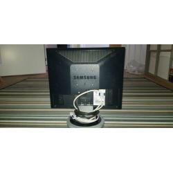 Samsung monitor SyncMaster 730bf