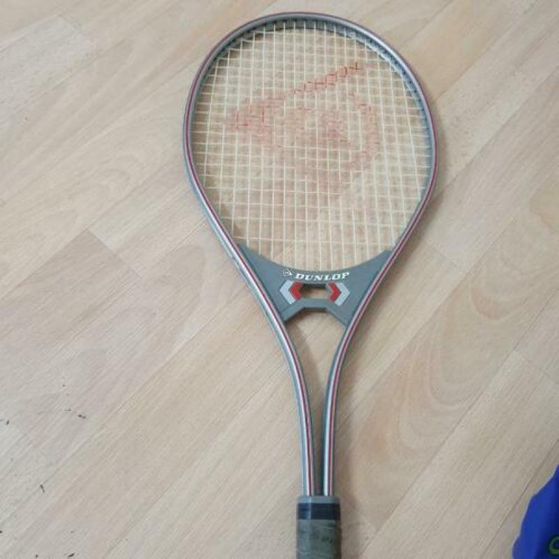 Tennis racket