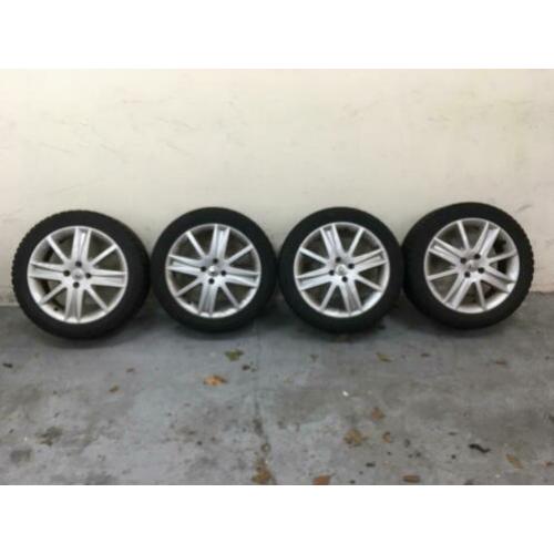 Set Renault Megane winterbanden Gislaveo met 17 inch velgen