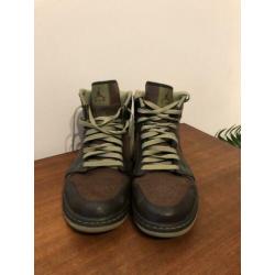 Air Jordan 1 High 'Velvet Brown' maat 45,5
