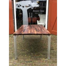 Exclusieve Leolux eetcombinatie Nell/ Freyr bij Arvore Casa