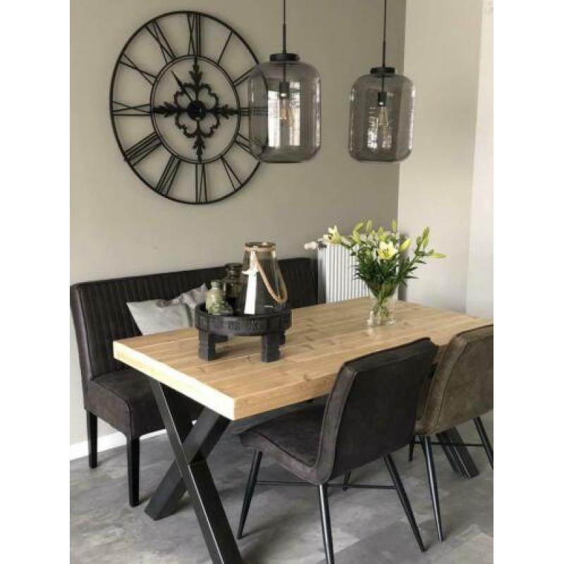 Complete houten eettafel met stoelen en eetbank(industriële)