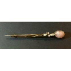 Antieke broche langwerpige bloem met edelsteen roze