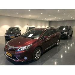 Toyota Avensis Wagon 1.8 Multidrive S Executive Navi / achte