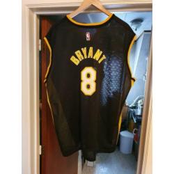 Kobe Bryant jersey size 48/xl merk champion