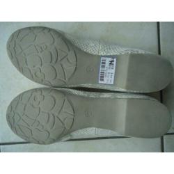 Ballerina´s met witte slangenprint maat 40