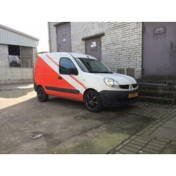 Renault Kangoo 1.2 16V Grijs kenteken , benzine uitvoering .