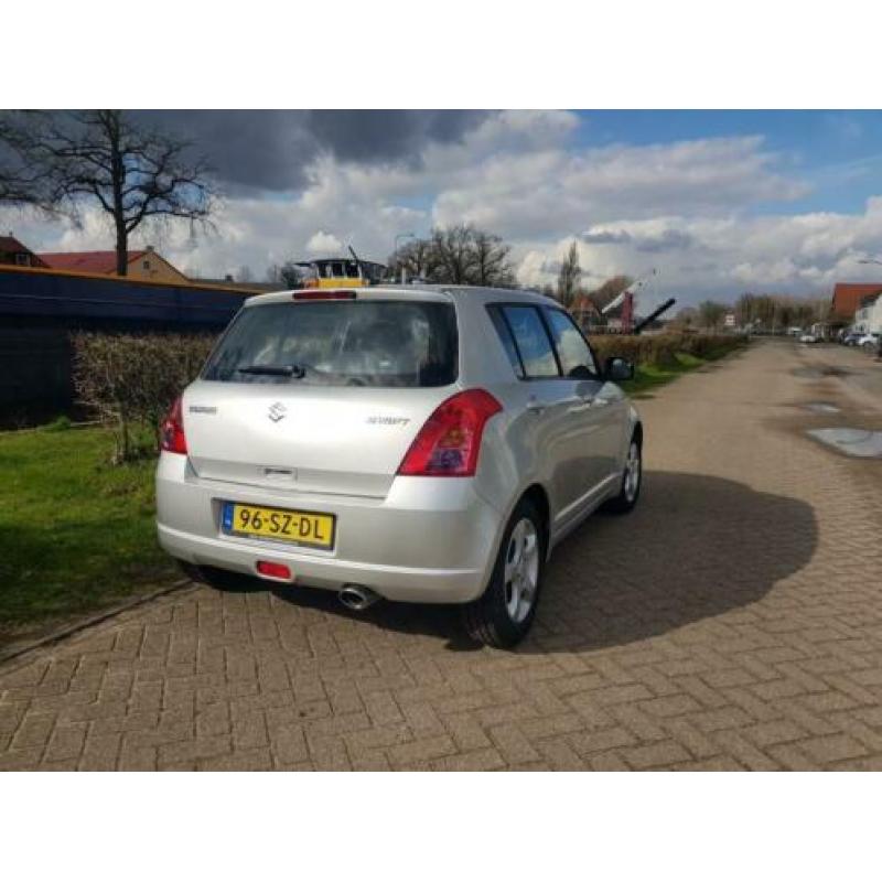Suzuki Swift 1.3 5DRS 2006 Grijs