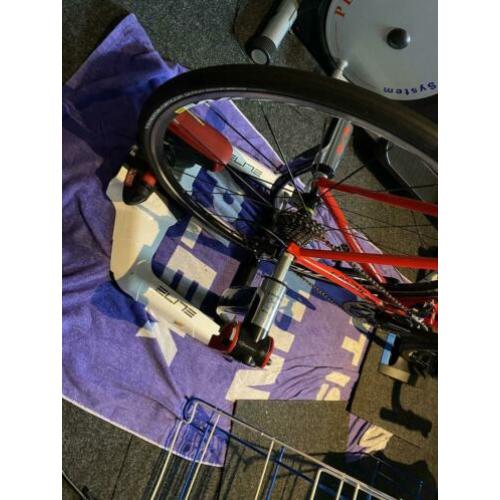 Elite Qubo Smart B+ fiets trainer - werkt met zwift