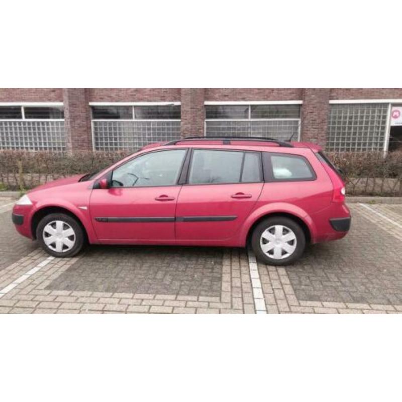Renault Megane 1.6 16V GR Tour Autbas 2004 Rood