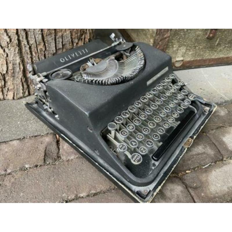 Antieke decoratieve typmachine van Olivetti Italië