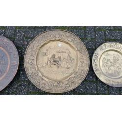 Diverse antieke koperen schalen
