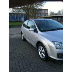 Ford Focus UNIEK 39000KM 1.6 74KW 3D 2005 Grijs