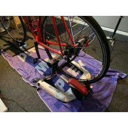 Elite Qubo Smart B+ fiets trainer - werkt met zwift