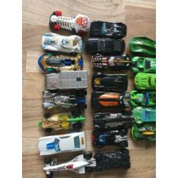 Ca 50 HotWheels auto’s assorti