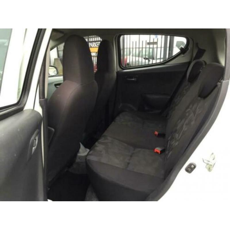 Suzuki Alto 1.0 Comfort, 5-DEURS, STUURBEKRACHTIGING, ELEK-R