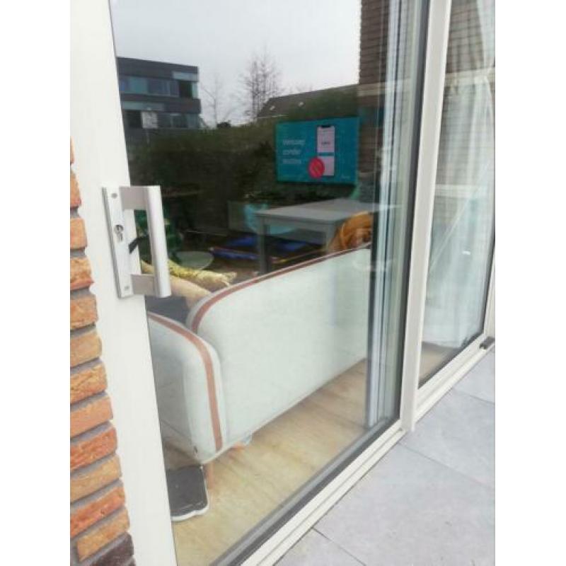 Schuifpui aluminium HR++ glaswerk incl nieuwe muggenhor