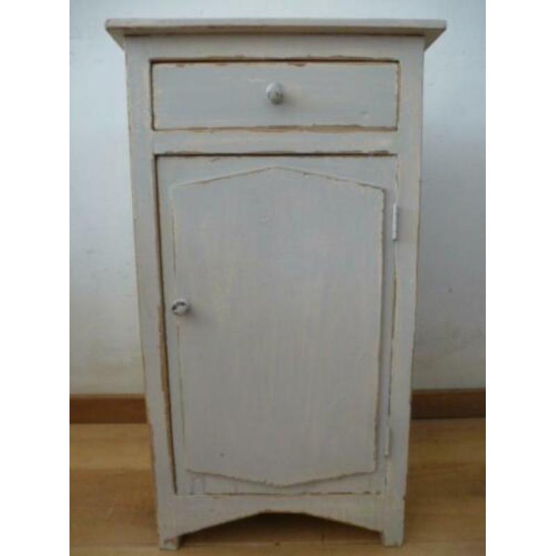 Landelijk brocante gesleten oud licht grijsblauw nachtkastje