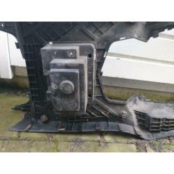Kymco Agility 50 125 voet voetplaat accu voorkant kap
