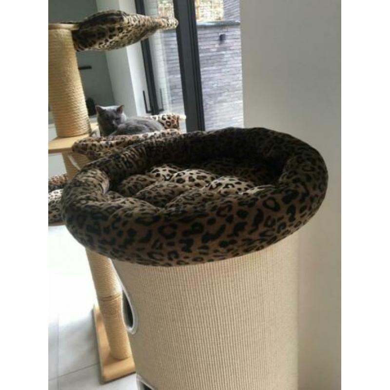 Krabpaal/ Krabton merk katzen-deko