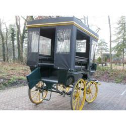 Goed onderhouden wagonette met kap