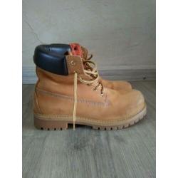 Bergschoenen maat 39