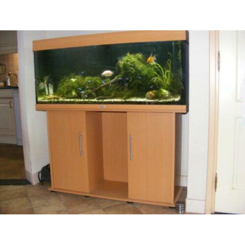 aquarium met onderkast