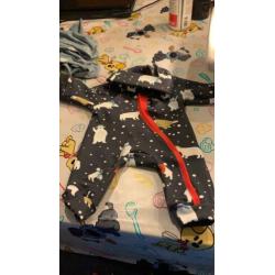 Gezocht tricot stof