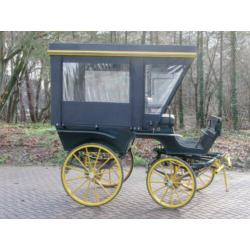 Goed onderhouden wagonette met kap