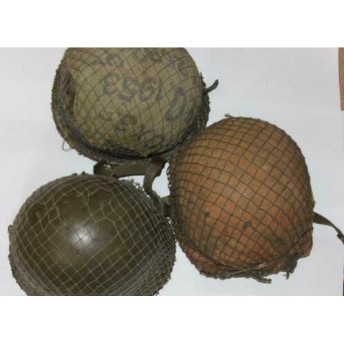 Militaire helmen jaren 70/80 ( 3 st. )