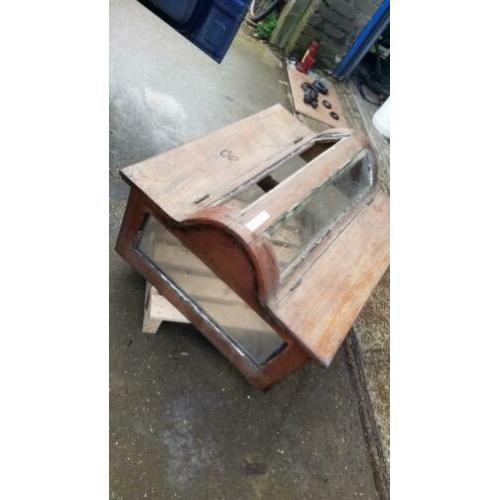 Verschillende teak houten koekkoek