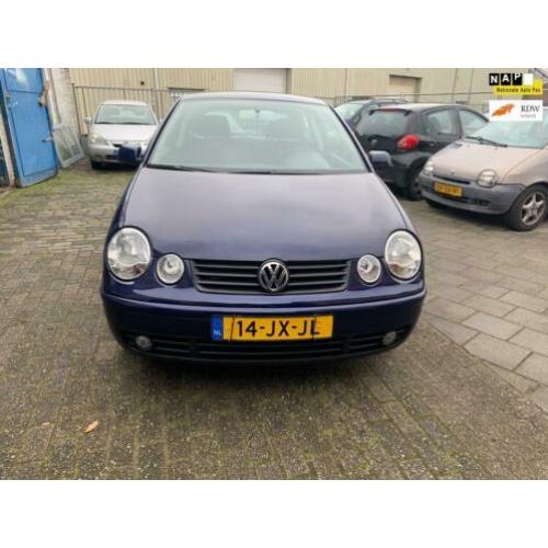 Volkswagen Polo 1.4-16V