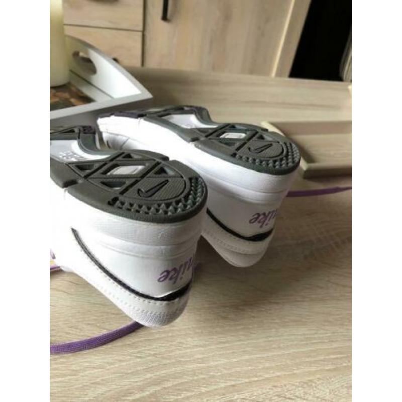 Nike schoenen maat 39