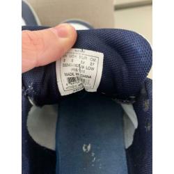 2 paar Tennisschoenen