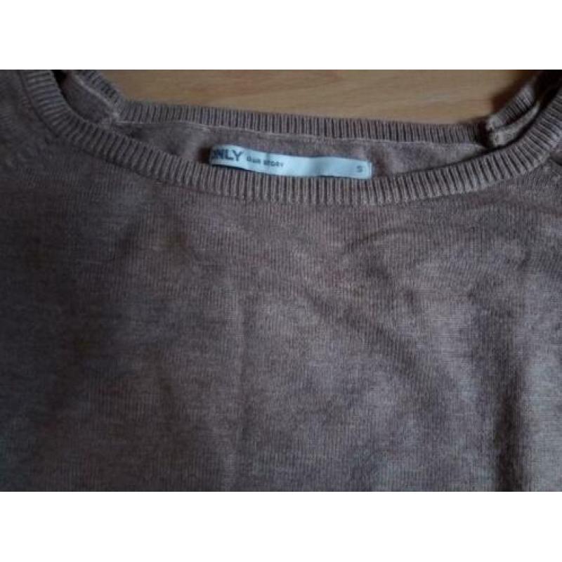 Leuke set van Only maat 36/S: top en trui bruin
