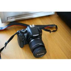 Canon 450D met 18-55mm IS lens