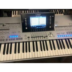 Yamaha Tyros 5 XXL (61) met garantie