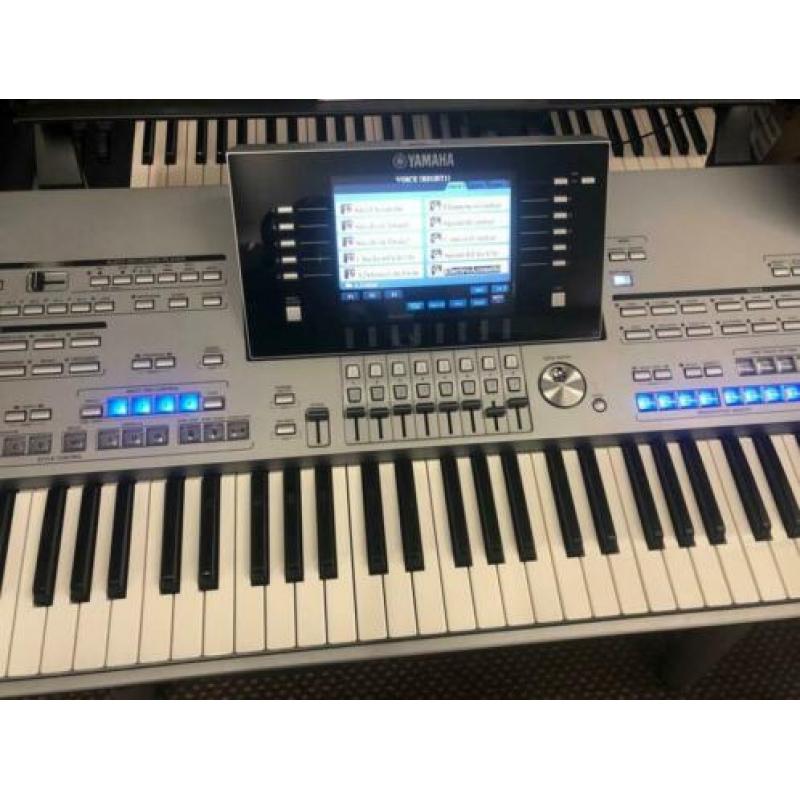 Yamaha Tyros 5 XXL (61) met garantie