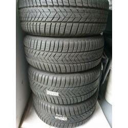 Originele BMW 5 serie G30 G31 19 inch velgen winterbanden