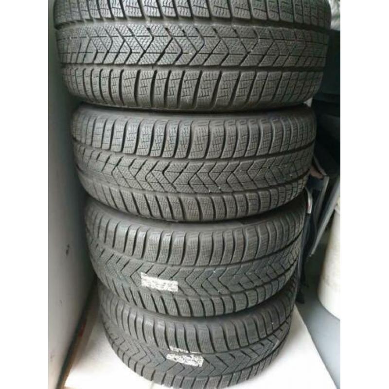 Originele BMW 5 serie G30 G31 19 inch velgen winterbanden