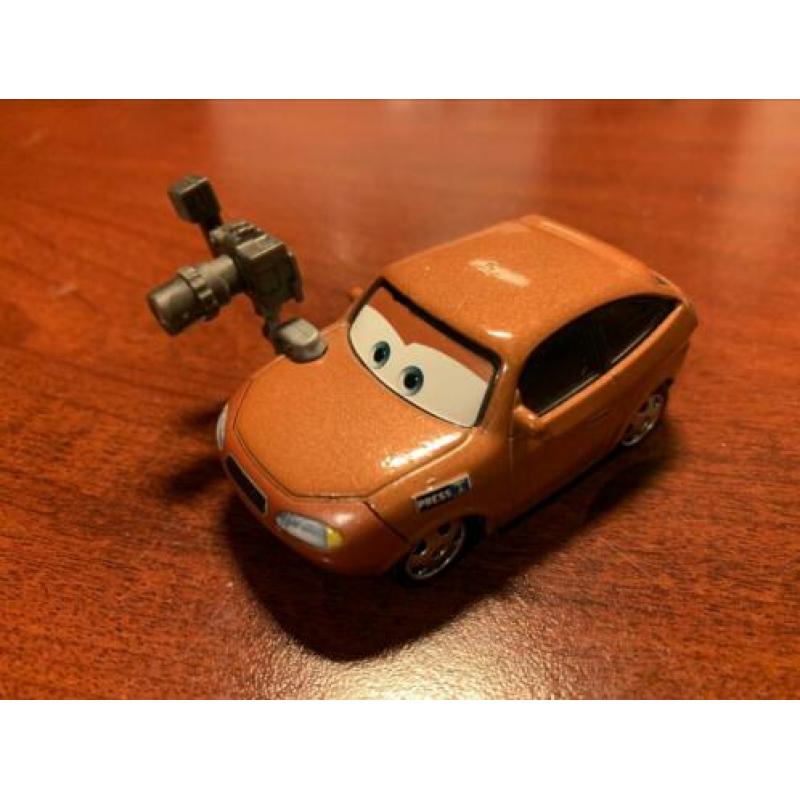 Disney Pixar Cars 1 movie - Cora Copper Press 1:55