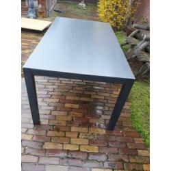Mooie tuintafel alumininum/ glas