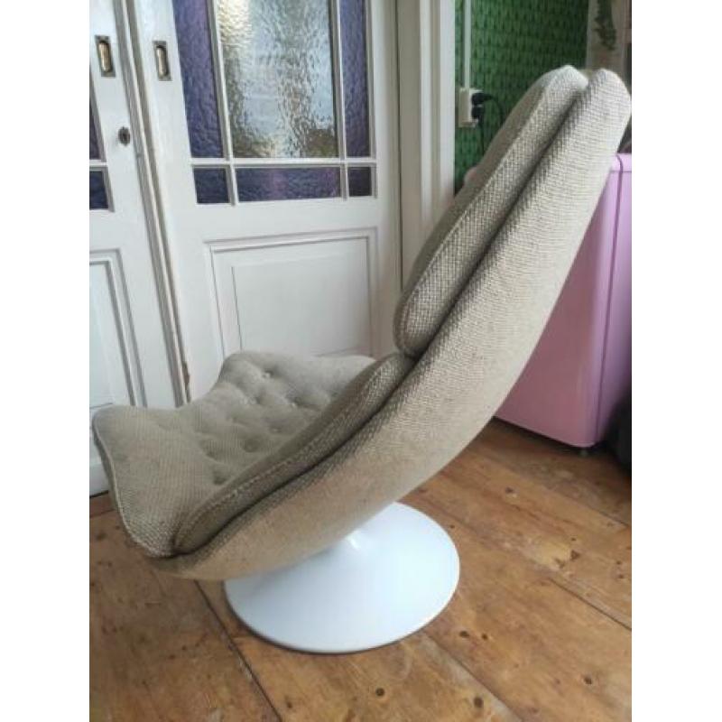 Artifort f588 fauteuil van Harcourt