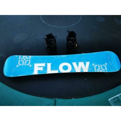 Flow snowboard 164 met Flow bindingen en Burton boots 45