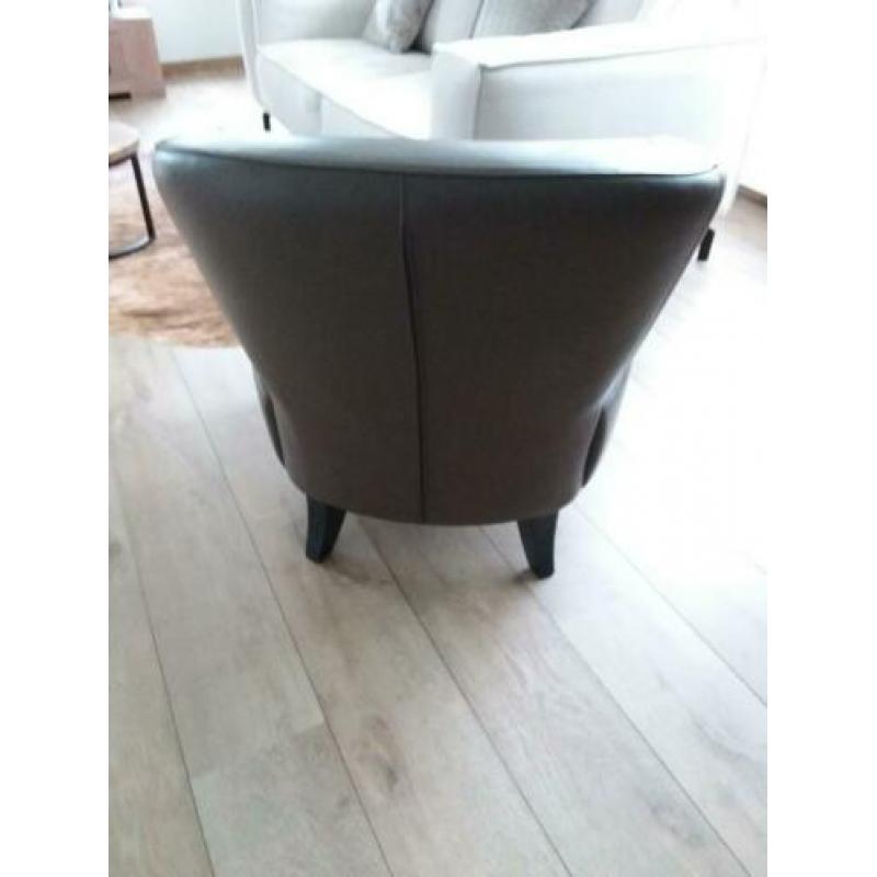 Leren fauteuiltjes