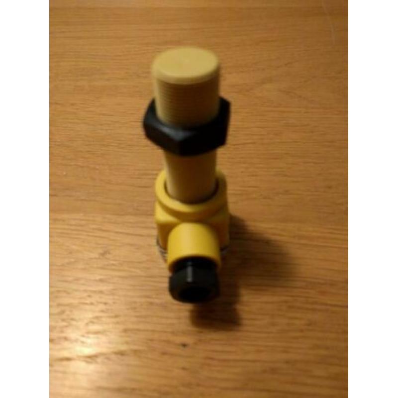 Turck inductieve sensor / naderingsensor