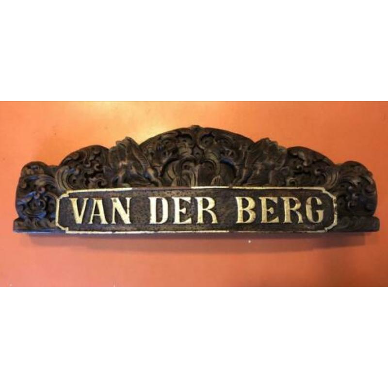 Balinees naambord ( Van der Berg)