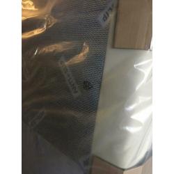 Nieuw!! Elektrische boxspring (crème/wit en zwart)