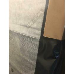 Nieuw!! Elektrische boxspring (crème/wit en zwart)