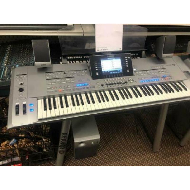 Yamaha Tyros 5 XXL (61) met garantie